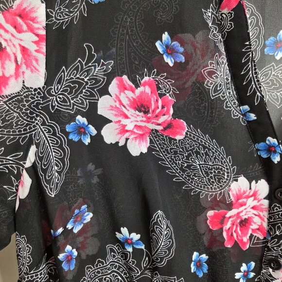Torrid Black Floral & Paisley Lexie Top - Picture 2 of 10